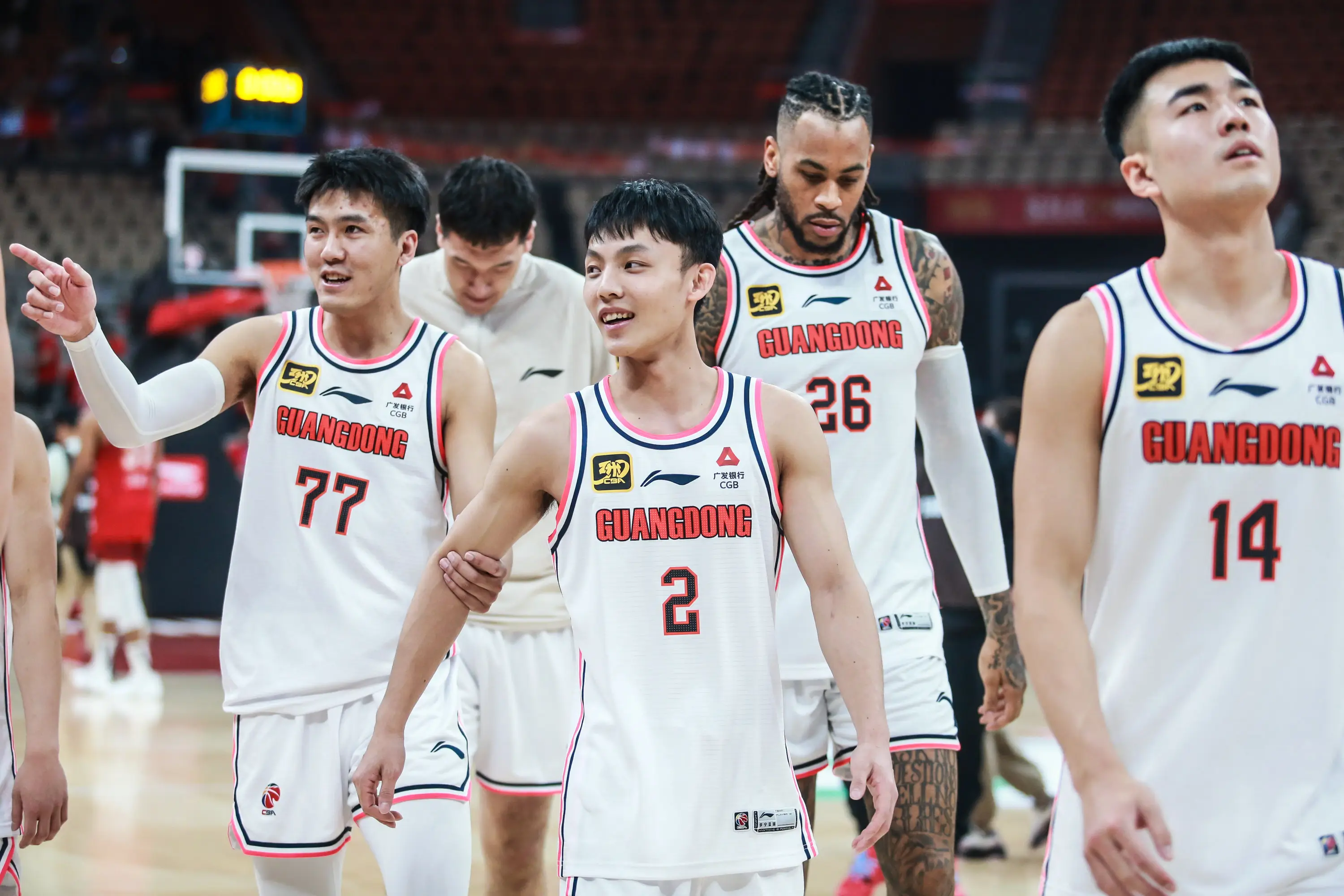 加时末段CBA季后赛焦点战，曼联状态回暖，更衣室稳定，阵容厚度经受考验(s11世界赛回放完整)