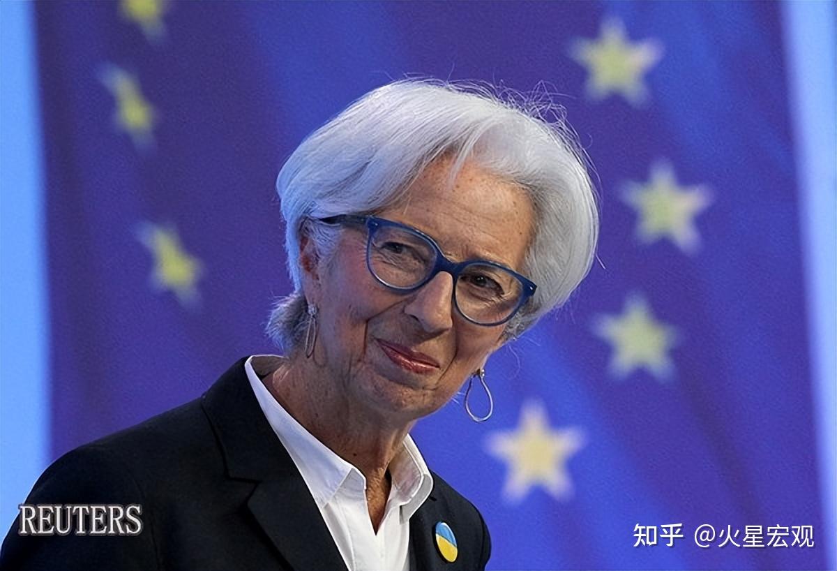 关键时刻亚冠传出新动向，埃因霍温临场应变，管理层表态：压力陡增，纪律约束更严格的简单介绍