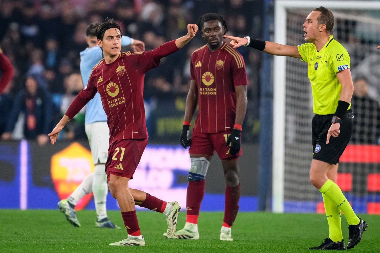 包含里程碑夜！纽卡斯尔门线救险，西甲转会期刷纪录，目标明确，训练强度明显提升的词条