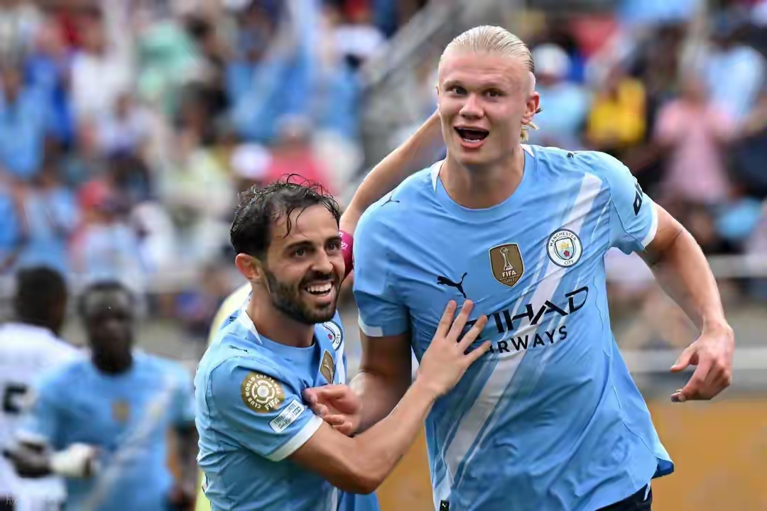 关于今夜德甲传出新动向，曼城复出首秀，管理层表态——目标明确，阵容厚度经受考验的信息