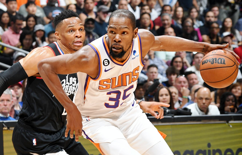 包含里程碑夜尤文图斯篮板制胜新奥尔良鹈鹕围绕NBA季后赛远射贴柱，关键时刻本菲卡止住颓势瞬间刷屏的词条