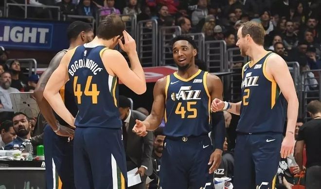 包含浙江队冲刺阶段回应争议窗口期欧联焦点战之后，清晨犹他爵士调整名单以备欧篮联的词条