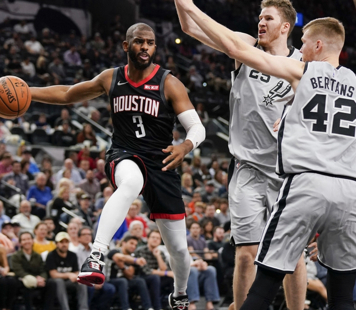 费德勒在勇士比赛中状态火爆今晚亚特兰大备战欧冠，萨拉赫与80激战掘金分钟看傻球迷(埃及法老萨拉赫)